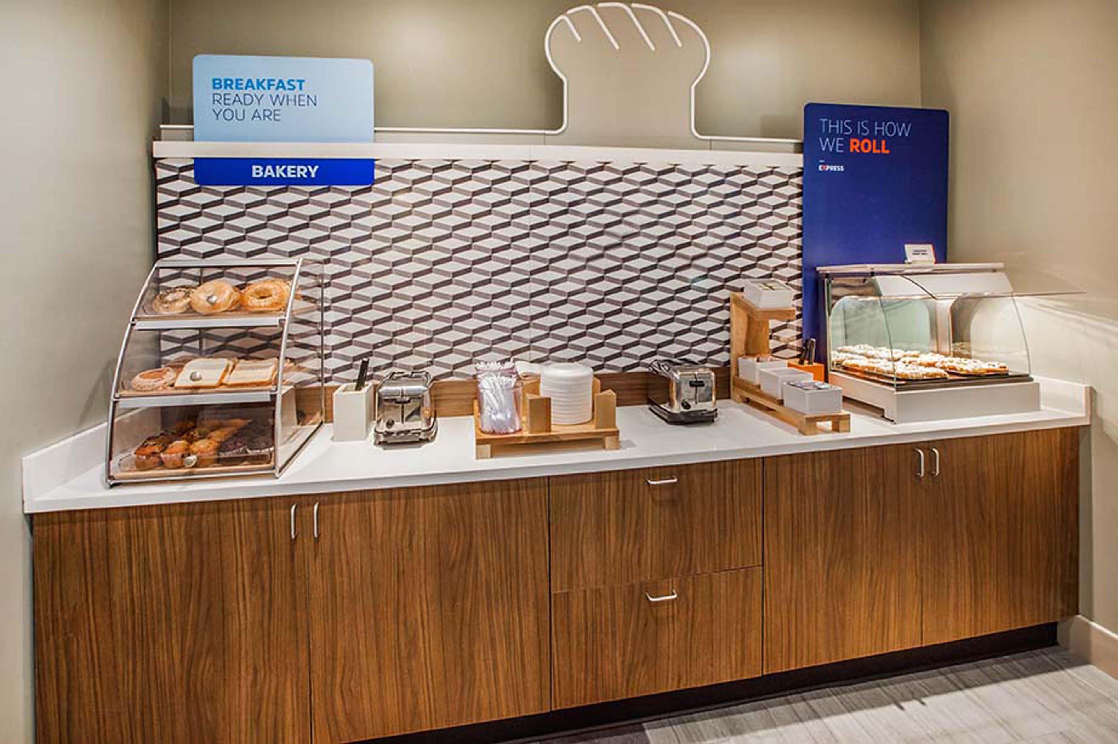 Holiday Inn Express & Suites Brookhaven By Ihg Zewnętrze zdjęcie